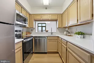 2400 Clarendon Blvd, Arlington, VA 22201 - Photo 4