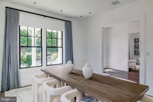 2361 N Edgewood St, Arlington, VA 22207 - Photo 8