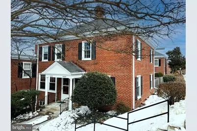4225 32nd Road S, Arlington, VA 22206 - Photo 2