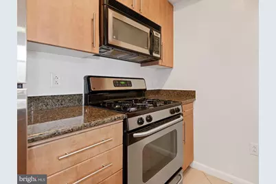 1021 N Garfield Street #623, Arlington, VA 22201 - Photo 12