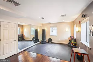 4127 S Four Mile Run Dr, Arlington, VA 22204 - Photo 32