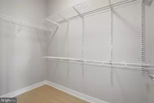 989 S Buchanan St, Arlington, VA 22204 - Photo 16