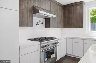 1610 12th St S, Arlington, VA 22204 - Photo 30