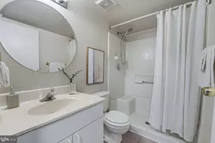 114 N Cleveland Street N, Arlington, VA 22201 - Photo 22