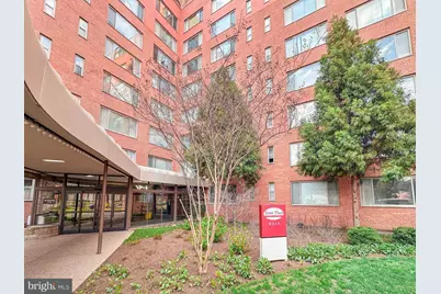 1111 Arlington Boulevard #615, Arlington, VA 22209 - Photo 2