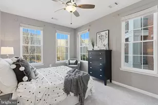 2465 Army Navy Dr, Arlington, VA 22206 - Photo 22