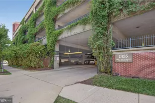 2465 Army Navy Dr, Arlington, VA 22206 - Photo 42