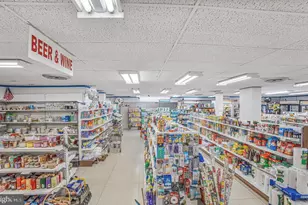 1200 N Nash St, Arlington, VA 22209 - Photo 12