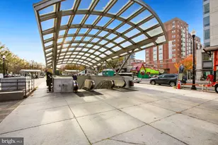 1418 N Rhodes St, Arlington, VA 22209 - Photo 14