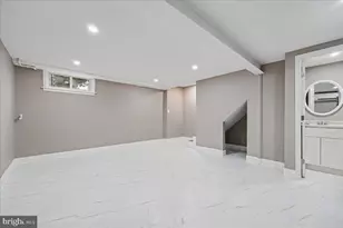 1041 N Monroe St, Arlington, VA 22201 - Photo 16