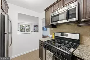 2030 N Adams St, Arlington, VA 22201 - Photo 12