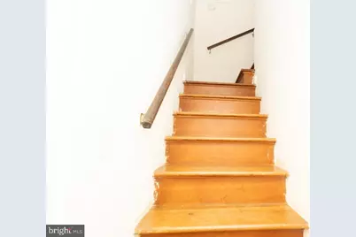 1037 16th Street S, Arlington, VA 22202 - Photo 10