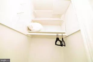 1037 16th St S, Arlington, VA 22202 - Photo 24