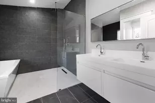 2100 S Pierce St, Arlington, VA 22202 - Photo 28