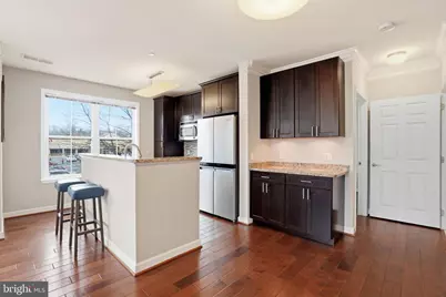 2101 N Monroe Street #201, Arlington, VA 22207 - Photo 4