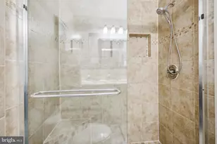 1657 S Hayes St, Arlington, VA 22202 - Photo 24