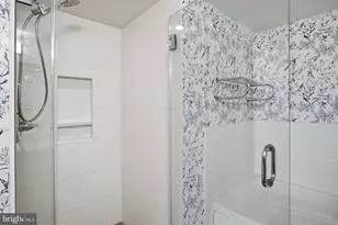 2220 Fairfax Dr, Arlington, VA 22201 - Photo 14