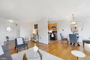 1300 S Arlington Ridge Rd, Arlington, VA 22202 - Photo 10