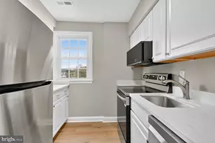 1315 S Walter Reed Dr, Arlington, VA 22204 - Photo 6