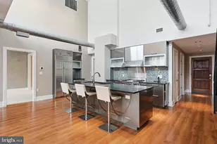 1615 N Queen St, Arlington, VA 22209 - Photo 2