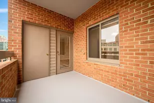 1050 Stuart Street N, Arlington, VA 22201 - Photo 16