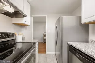 2030 N Woodrow St, Arlington, VA 22207 - Photo 10