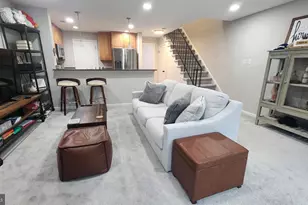 2113 N Monroe Street N, Arlington, VA 22207 - Photo 12