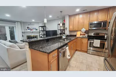 2113 N Monroe Street N #4, Arlington, VA 22207 - Photo 16