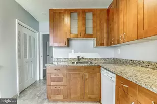 4141 N Henderson Rd, Arlington, VA 22203 - Photo 6