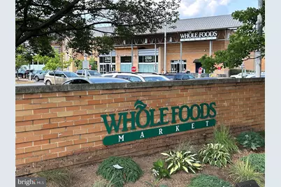 1021 N Garfield Street #812, Arlington, VA 22201 - Photo 12