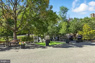 1200 S Arlington Ridge Rd, Arlington, VA 22202 - Photo 14