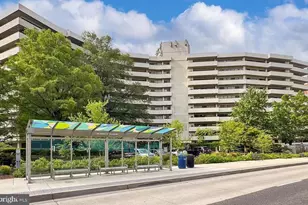 5300 Columbia Pike, Arlington, VA 22204 - Photo 1