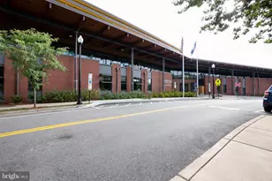 26 S Old Glebe Rd, Arlington, VA 22204 - Photo 16