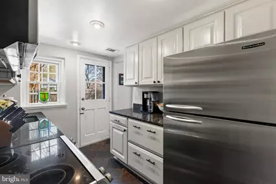 3045 S Abingdon Street, Arlington, VA 22206 - Photo 12