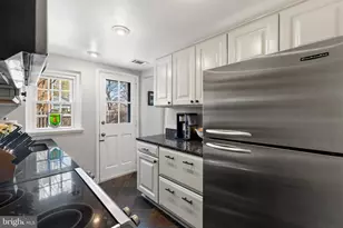 3045 S Abingdon St, Arlington, VA 22206 - Photo 12