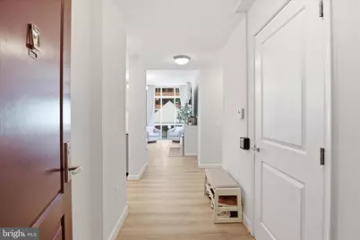1000 N Randolph Street #209, Arlington, VA 22201 - Photo 2