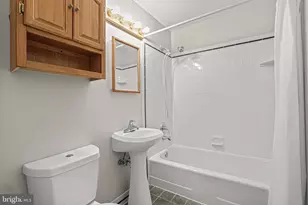 1021 Arlington Blvd, Arlington, VA 22209 - Photo 12
