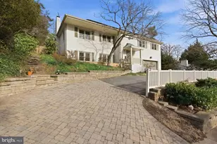 3717 N Nelson St, Arlington, VA 22207 - Photo 2