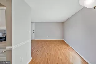 704 S Arlington Mill Dr S, Arlington, VA 22204 - Photo 8