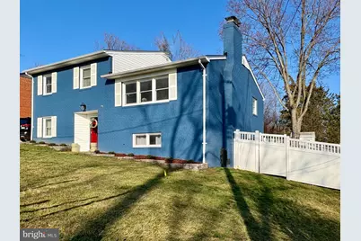 2319 N Roosevelt Street, Arlington, VA 22205 - Photo 2