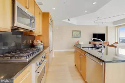 1111 19th Street N #2007, Arlington, VA 22209 - Photo 6