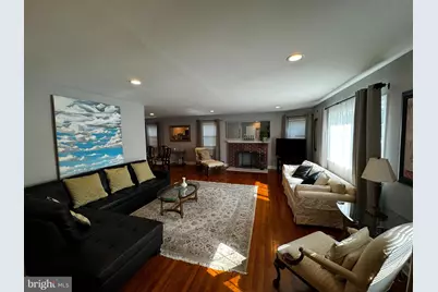 4915 36th Street N, Arlington, VA 22207 - Photo 2