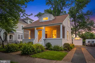 635 23rd St S, Arlington, VA 22202 - Photo 2