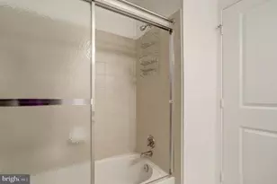 3650 S Glebe Rd, Arlington, VA 22202 - Photo 22