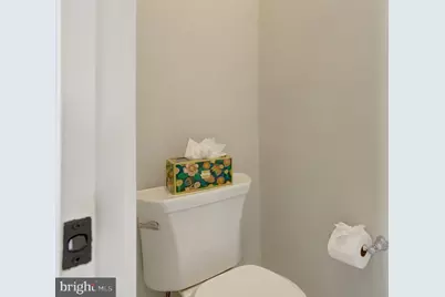 3805 18th Street N, Arlington, VA 22207 - Photo 46