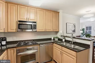 2101 N Monroe St, Arlington, VA 22207 - Photo 10