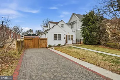 4719 25th Street N, Arlington, VA 22207 - Photo 2