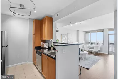 851 N Glebe Road #1914, Arlington, VA 22203 - Photo 12