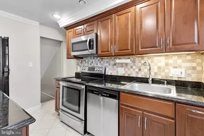 3011 S Buchanan Street, Arlington, VA 22206 - Photo 10