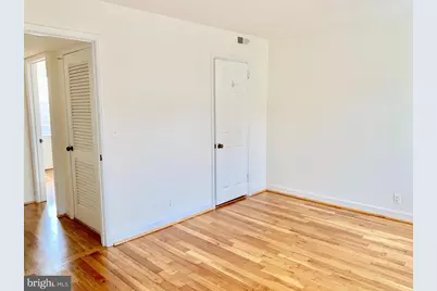2877 S Buchanan Street #B2, Arlington, VA 22206 - Photo 20